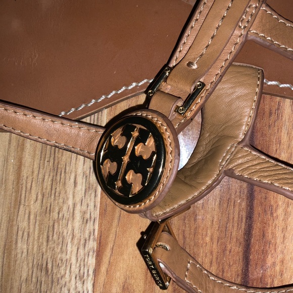 Tory Burch Tan or Camel Flat Leather Sandals - Picture 2 of 5